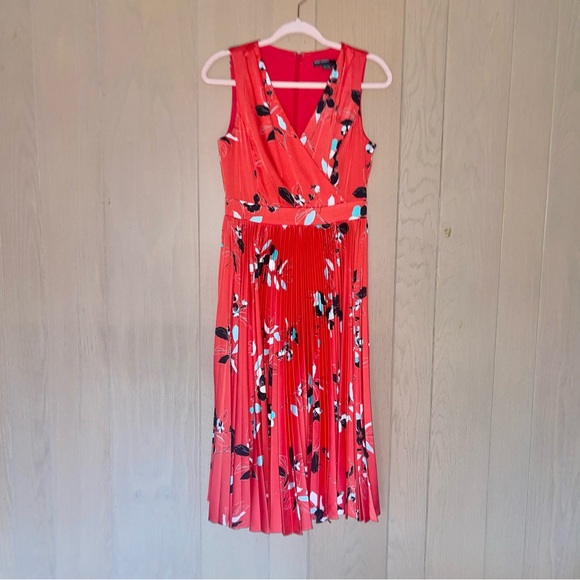 NWT Maggy London Gabby Floral Pleated Midi Dress Sleeveless Red/Teal Size 4 - Picture 5 of 16